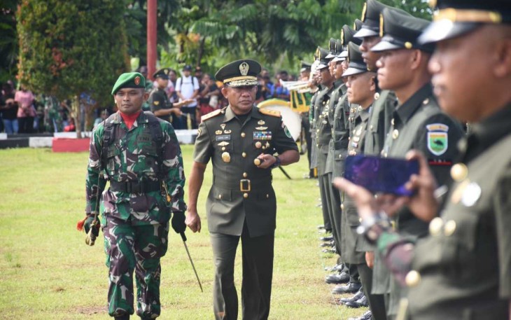 Pangdam Kasuari Mayjen TNI Gabriel Lema 