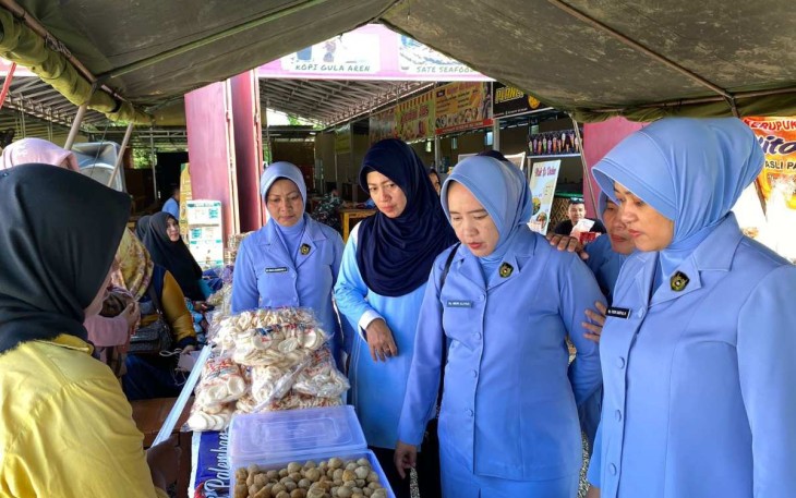 Bazar murah lanud Sutan Sjahrir 
