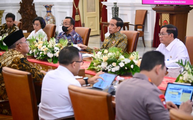 Presiden Jokowi saat Pimpin Ratas Transformasi dan Keterpaduan Layanan Digital