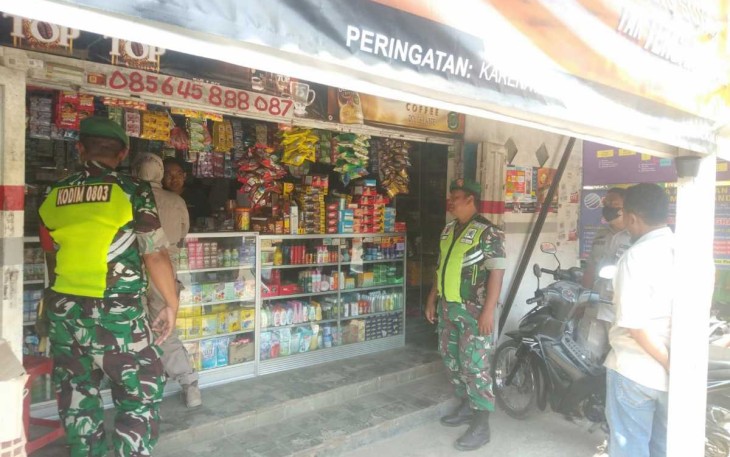 Sosialisasi cegah peredaran rokok ilegal di wilayah desa binaan, Jum'at (8/9)