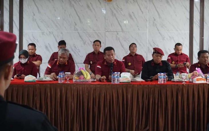 Kakanwil Kemenkumham Banten Tejo Harwanto saat memberikan pengarahan di Lapas Cilegon, Jum'at (22/9)