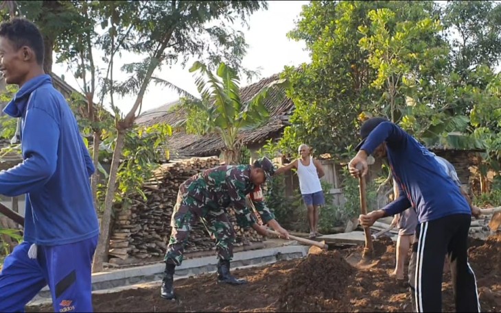 Bangun akses jalan desa di wilayah binaan 