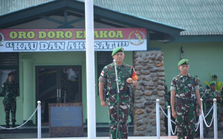 Danrem 174/ATW saat Pimpin Upacara Penerimaan dan Pelepasan Satgas Pam Obvitnas PT Freeport Indonesia