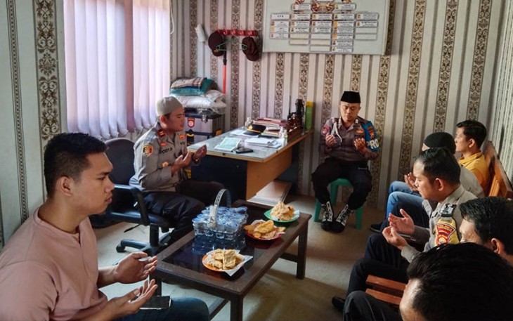 Polsek Jajaran Polres Kepahiang saat Turut Laksanakan Kegiatan Pembinaan Rohani dan Mental