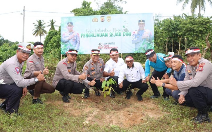 Polres Aceh Timur Tanam 1.450 Batang Pohon