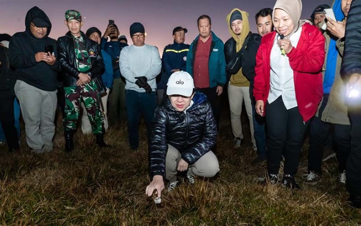 Ketua DPR RI Puan Maharani saat berkunjung ke kawasan Dieng, Wonosobo, Jawa Tengah, Minggu (27/8/2023) pagi. 