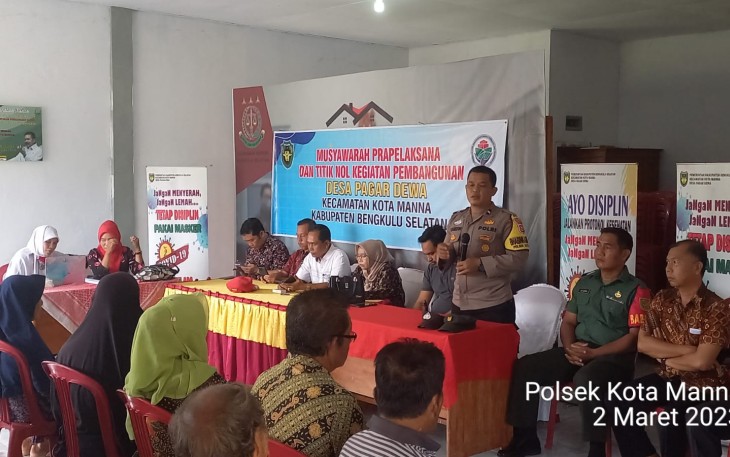 Bhabinkamtibmas Polsek Kota Manna Monitoring Penyaluran BLT-DD  