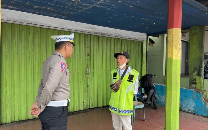 Satlantas Polres Rejang Lebong Laksanakan Imbauan Kepada Juru Parkir
