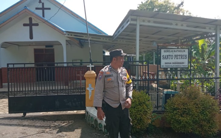 Polres Bengkulu Tengah Saat Pengamanan Ibadah Umat Kristiani