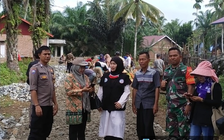 Pilar Desa Padang Beringin Kompak Hadiri Sertifikasi Pembangunan