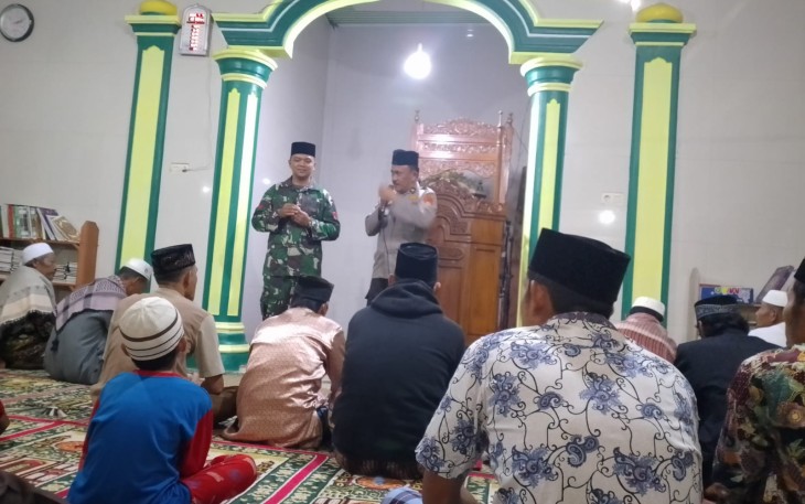 Personel Polres dan Koramil Kepahiang Jadi Imam dan Penceramah Safari Ramadhan