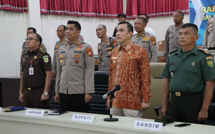 Kapolres Kepahiang Bersama Forkopimda Ikuti Rakor Lintas Sektoral Persiapan Idul Fitri Secara Daring