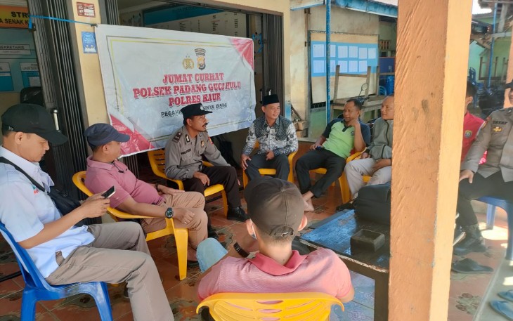 Polsek Padang Guci Hulu Gelar Jumat Curhat di Desa Senak 