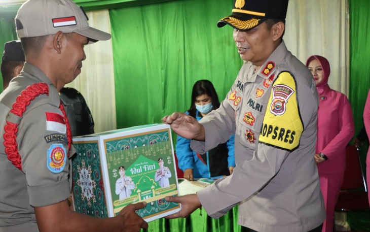 Kapolres Kepahiang Bersama Ketua Bhayangkari Cek Pos PAM