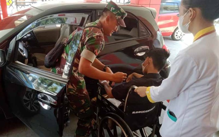Prajurit TNI di Blitar Bantu Penderita Kelainan Hipospadia