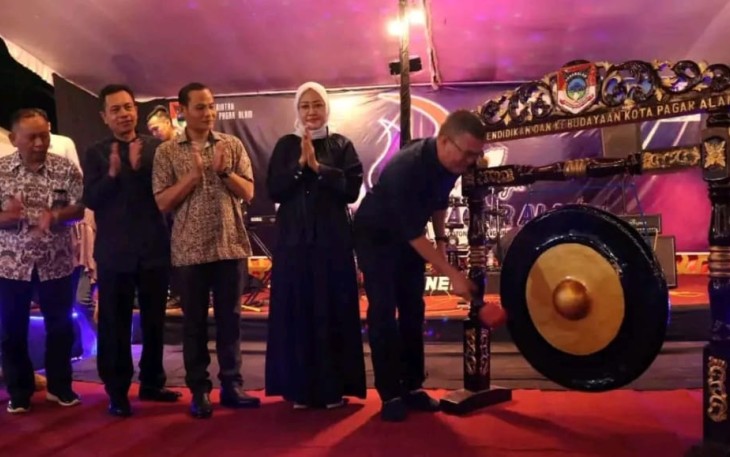 Wali Kota Pagar Alam Buka Bazar Besemah Expo 