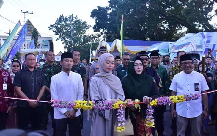 Peresmian Pasar Wadai Ramadhan 1444 H Bersama Walikota Palangka Raya 