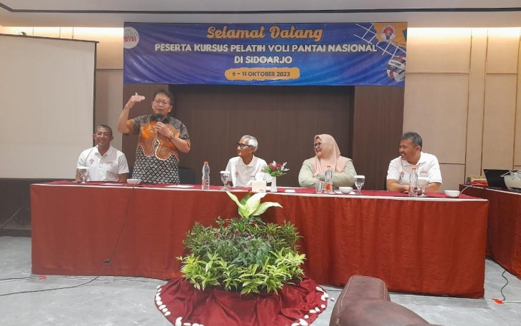Kursus Pelatih Voli Pantai Nasional Digelar