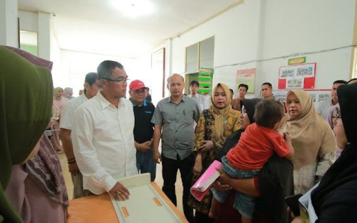 Pj Wali Kota Payakumbuh di Puskesmas Tarok, Kelurahan Tigo Koto Diate, Kecamatan Payakumbuh Utara.