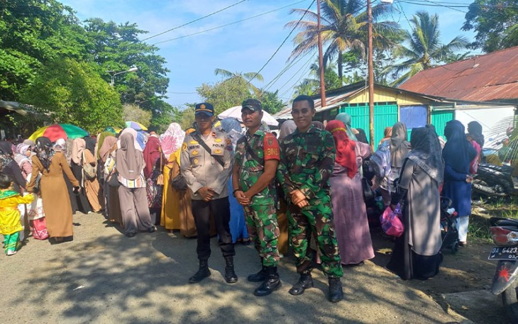 Sinergi Koramil dan Polsek Amuntai Tengah Kawal Karnaval