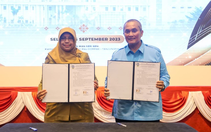 Penandatanganan komitmen bersama dengan jajaran Kepala Organisasi Perangkat Daerah dan BUMD di lingkungan Pemerintah Provinsi Kepulauan Riau.