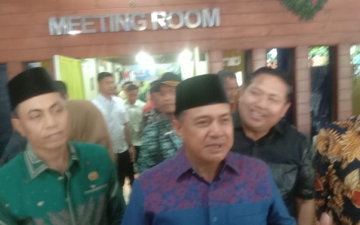 Bupati Zahir 