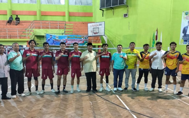 Turnamen Sepak Takraw regu putra Bupati Cup III antar klub se-Sumatera Barat 2023
