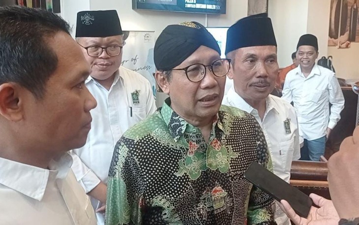 Ketua DPW PKB Jatim Abdul Halim Iskandar didampingi Ketua DPC PKB Kab Kediri Sentot Djamaluddin dan Koordinator Pemenangan AMIN Jatim Thoriqul Haq