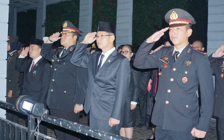 Wawali Hengky Honandar Ikuti Apel Kehormatan Dan Renungan Suci Peringatan HUT RI Ke-78 