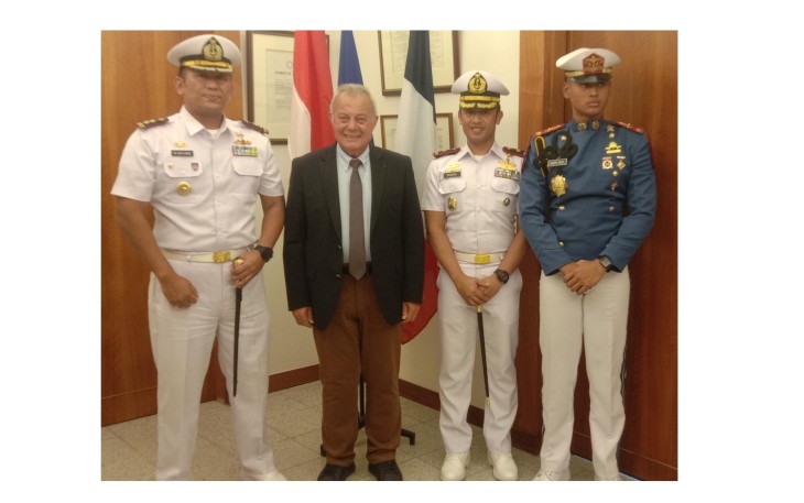 Walikota Brest dengan Senang Sambut Kehadiran Satlat KJK 2023 Taruna AAL