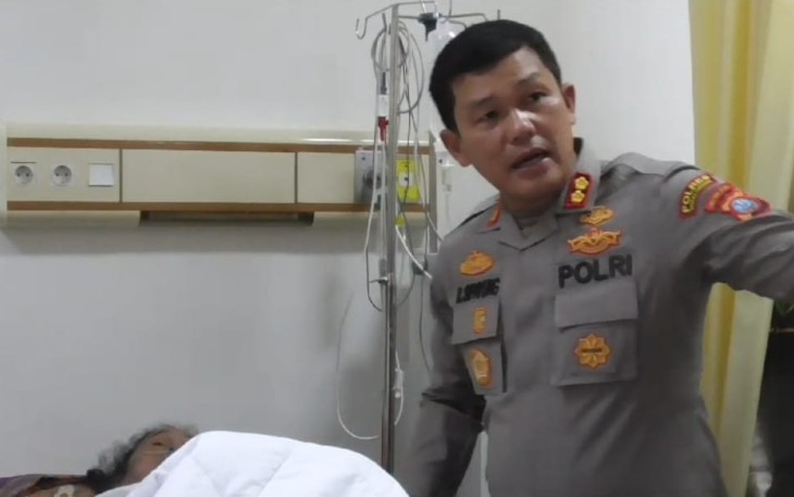  Kapolres Simalungun Bantu Pengobatan Ibu Lumpuh di Perdagangan