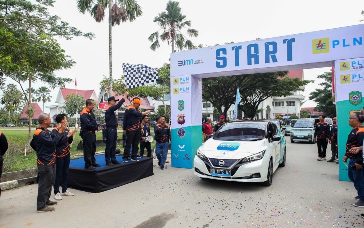 Kolaborasi PLN dan Pemilik Kendaraan Listrik Singkawang Gelar EV Gathering