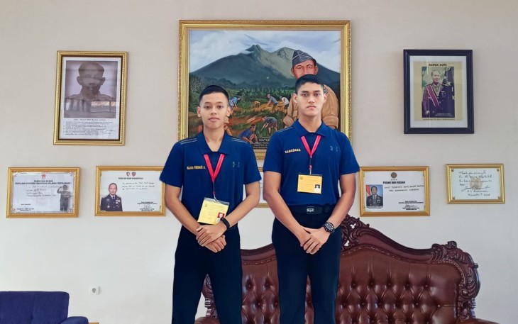 Dua (2) orang putra terbaik asal panitia daerah (Panda) Lanud Raden Sadjad (Lanud RSA) Natuna 