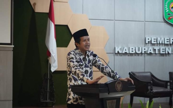Wakil Bupati Trenggalek, Syah Muhamad Natanegara saat membuka seminar anti radikalisme, di Gedung Bawarasa Kabupaten Trenggalek, Kamis (15/6/2023).