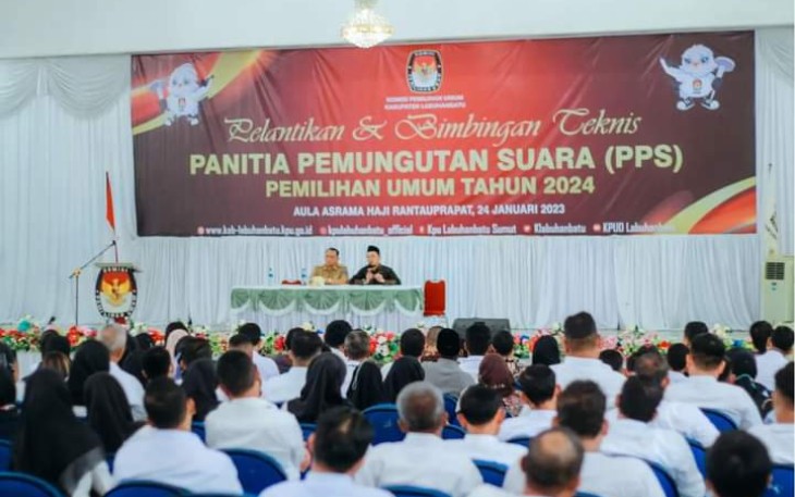Prosesi pelantikan PPS Kabupaten Labuhanbatu 