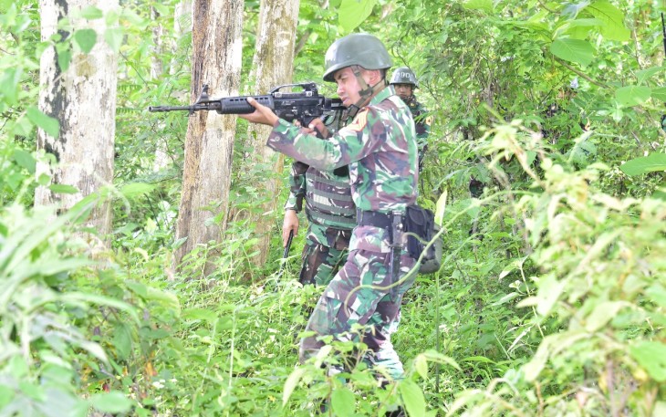 Gubernur Akademi Militer Mayjen TNI R. Sidharta Wisnu Graha, S.E., mendatangi arena latihan Taruna yang sedang mengarungi lorong hantu. Kunjungan ini dalam rangka meninjau langsung program pelatihan taruna Tk III/Sermadatar, dan memberikan motivasi serta apresiasi pada para taruna yang telah berhasil melaksanakan latihan yang sangat menantang