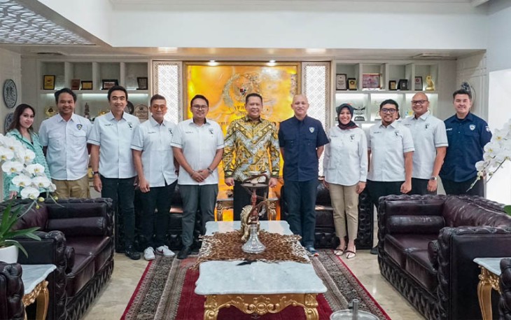 Bamsoet saat menerima jajaran PT Nora Jelajah Dunia, di Jakarta, Kamis (9/11/23).