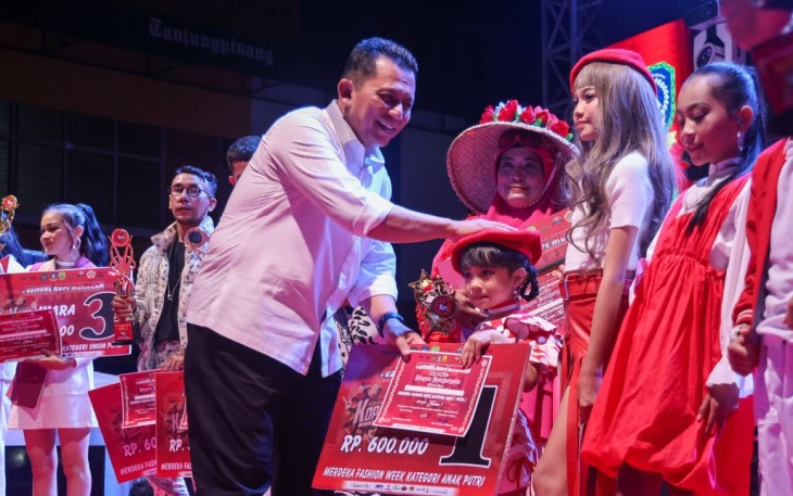 Gubernur Ansar Ahmad saat Hadiri Malam Puncak Festival Kopi Merdeka