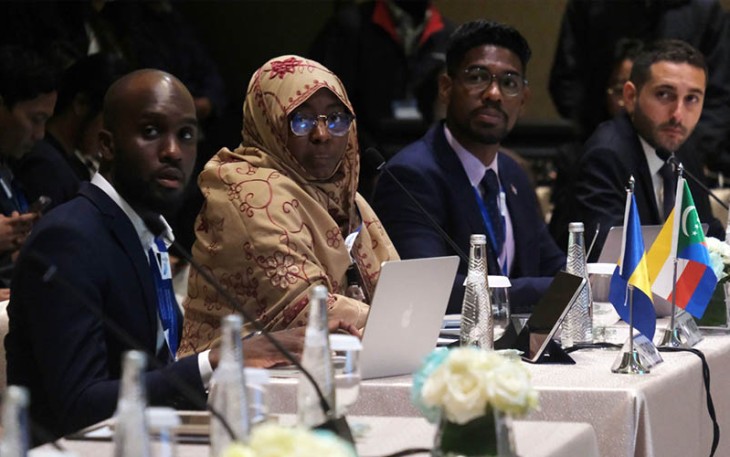 Sejumlah delegasi negara mengikuti pertemuan AIS Youth Conference 2023 di Nusa dua, Badung, Bali, Jumat (6/10/2023). Kegiatan yang mengusung tema Bridging the Waves for the Ocean Future We Want tersebut merupakan rangkaian acara Konferensi Tingkat Tinggi (KTT) Archipelagic and Island States (AIS) Forum 2023 di Bali yang diikuti 30 peserta anak muda dari 29 negara dan berlangsung pada 6-11 Oktober 2023. ANTARA FOTO/Nyoman Hendra Wibowo/rwa.