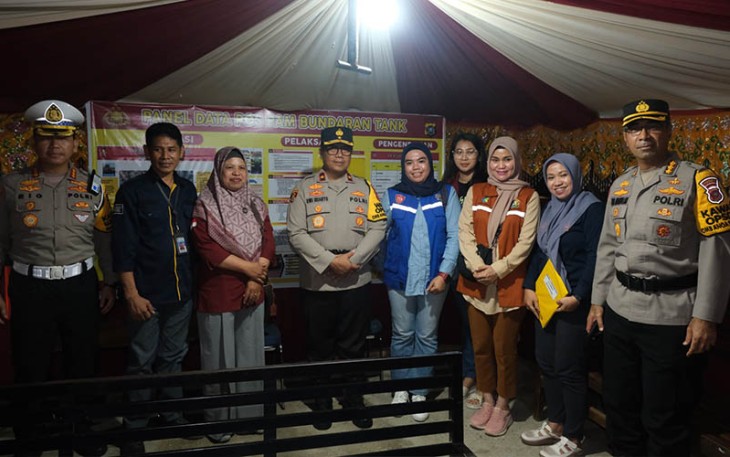 Wakapolda Sultra saat Tinjau Pos Pengamanan dan Beberapa Tempat Ibadah Malam Natal