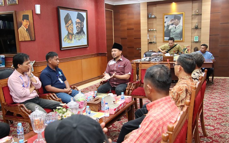 Ketua DPRD Kota Batam Nuryanto saat Terima Audensi pengurus DPC PERDAMINDO Kota Batam