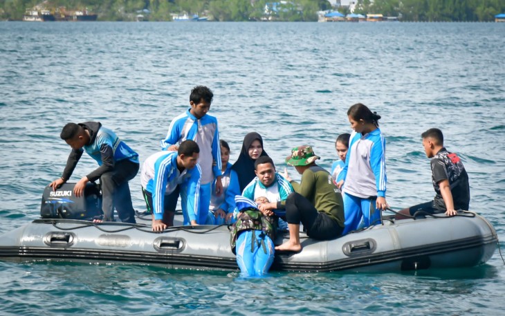 Pelatihan Evakuasi Medis Laut Kepada Mahasiswa STIKes Pasapua Ambon