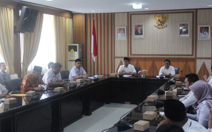 Asisten I Pemerintah Provinsi Bengkulu Khairil Anwar memimpin Rapat Koordinasi Peningkatan Fasilitas Ruang VVIP Room Bandara Fatmawati Rabu (31/1) di Ruang  Rapat Raflesia Kantor Gubernur