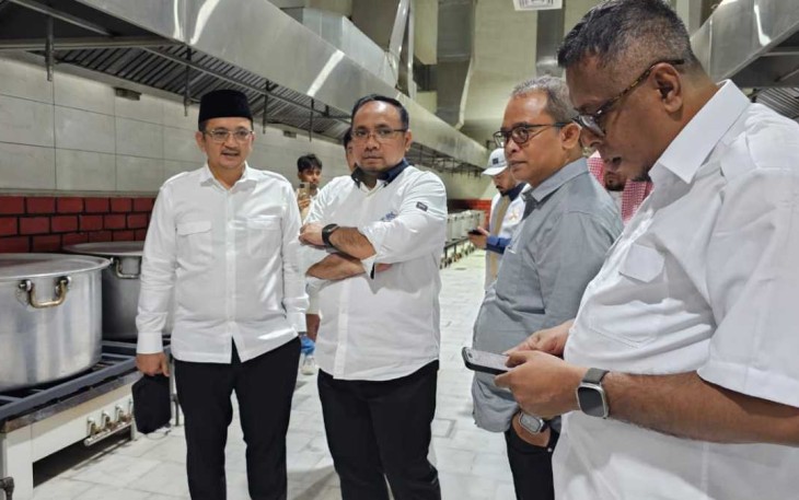 Menag Yaqut Cholil Qoumas mengecek kesiapan katering jemaah haji di Makkah