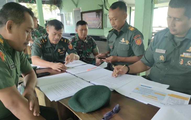 'English Course' Perwira Putra Yudha 