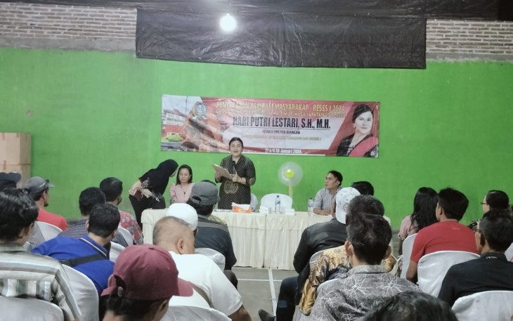 Anggota DPRD Jawa Timur, Hari Putri Lestari saat serap aspirasi masyarakat Jember