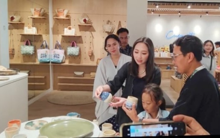 Destinasi Oleh-oleh Baru di Plaza Lagoi Bintan Resorts