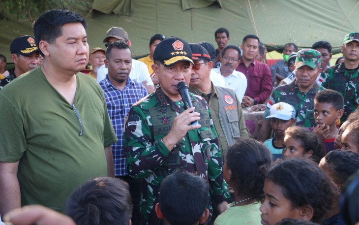 Panglima TNI Tinjau Lokasi Terdampak Erupsi Gunung Lewotobi Laki-Laki di NTT