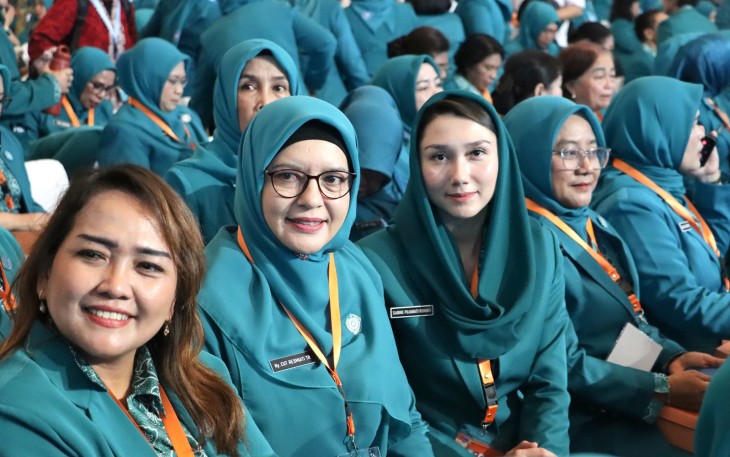 Ketum TP PKK Pusat dan Ketum Pembina Posyandu Nasional