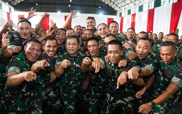 Apel Komandan Satuan (Dansat) Terpusat di Pusat Pendidikan Infanteri Pusat Kesenjataan Infanteri (Pusdikif Pussenif), Cipatat, Bandung, Jawa Barat, Kamis (12/12/2024)